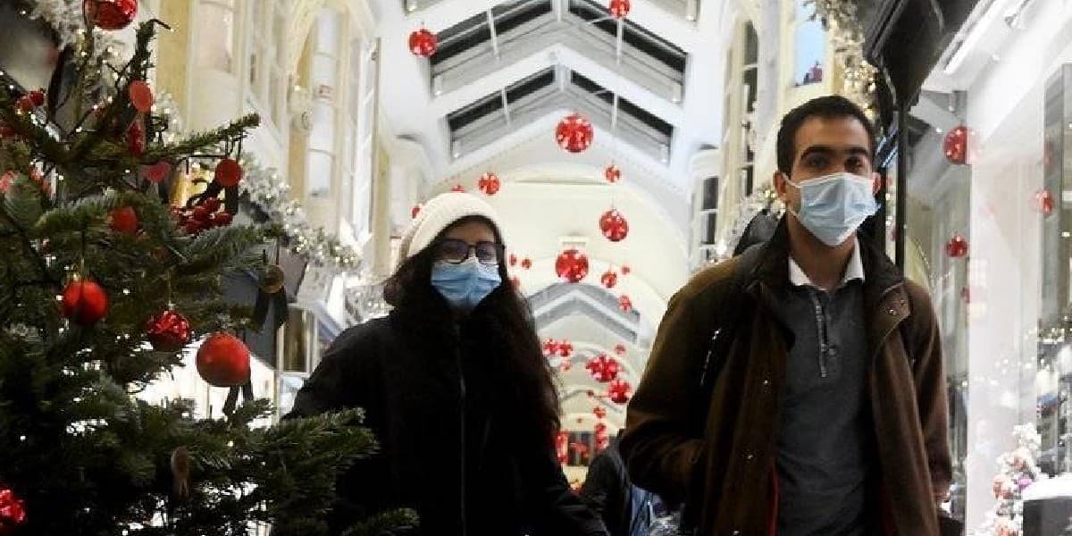 क्रिसमस विदेश में मनाने का है प्लान तो पहले जान लें यहां का हाल, कई देशों में ट्रैवल बैन, नए गाइडलाइन जारी