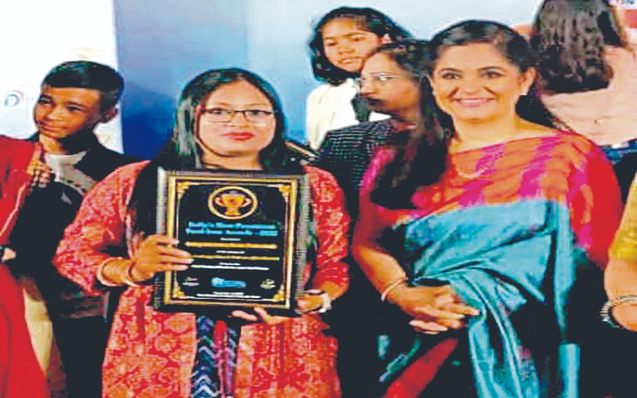 बोकारो की यासमीन को दिल्ली में मिला फूड आइकन अवार्ड-2022, 200 से ज्यादा महिलाओं को दे चुकी हैं ट्रेनिंग