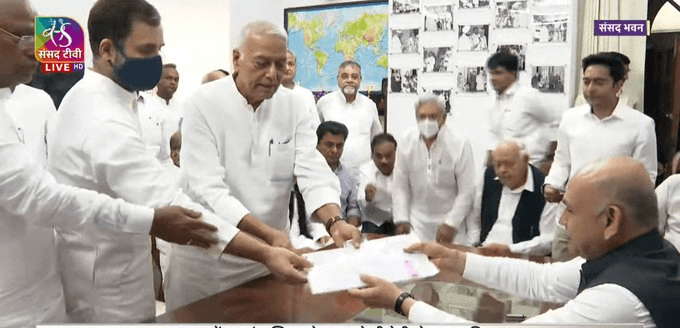 President Election: राष्ट्रपति पद के उम्मीदवार यशवंत सिन्हा ने किया नामांकन, राहुल गांधी और पवार दिखे साथ