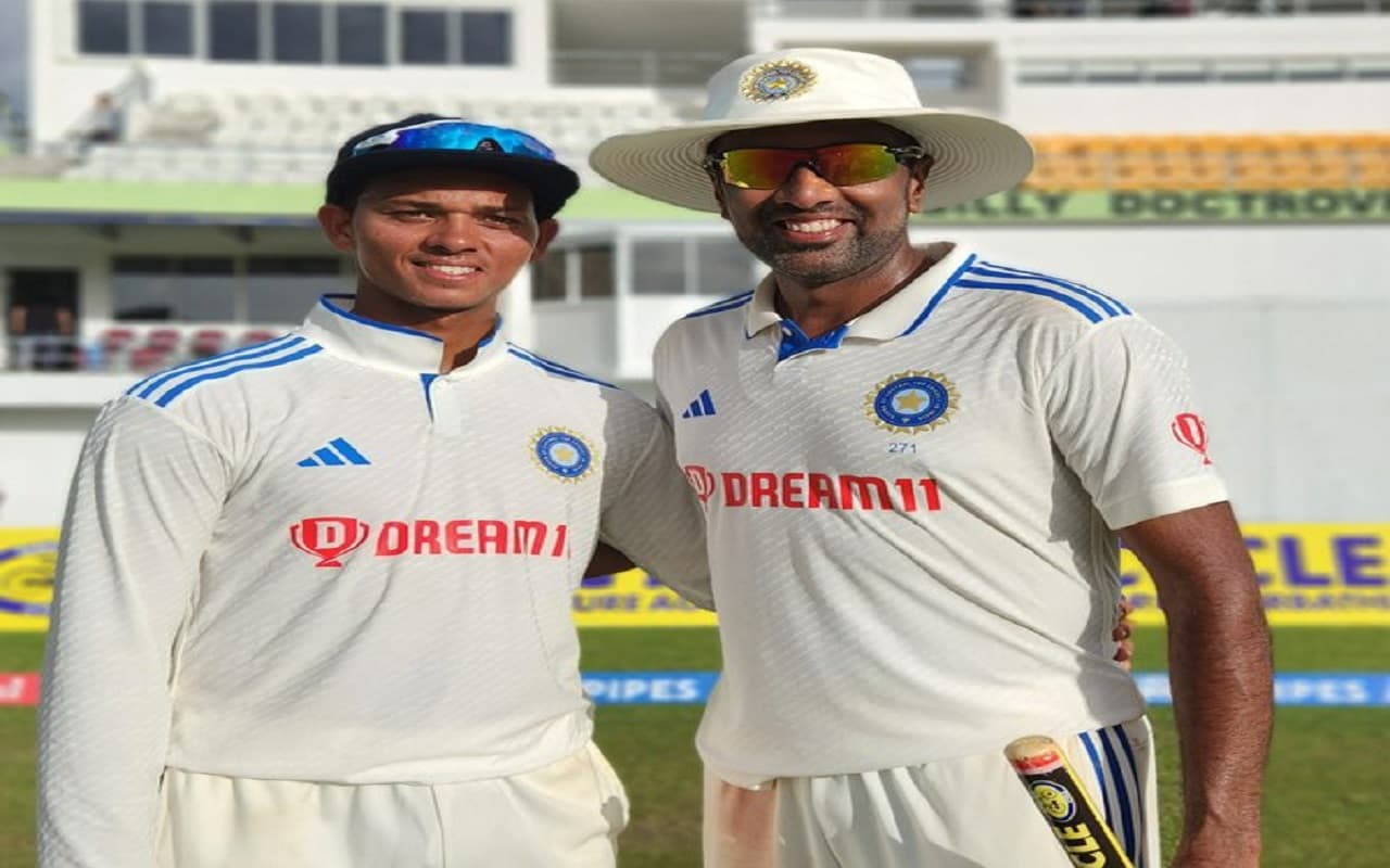 IND vs WI: भारत की जीत में चमके आर अश्विन और यशस्वी जायसवाल, रिकॉर्ड्स की लगाई झड़ी