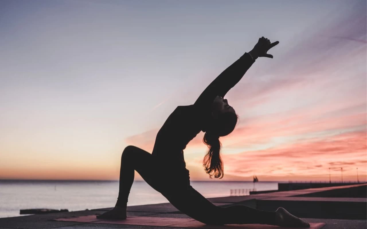 International Yoga Day 2023: योगा के लिए टॉप मोबाइल ऐप्स, वीडियो का भी मिलेगा ऑप्शन