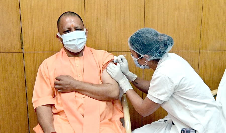 UP Panchayat Chunav 2021 : पंचायत चुनाव में 5 से अधिक लोगों के साथ प्रचार करने पर रोक, योगी सरकार की नई गाइडलाइंस जानें