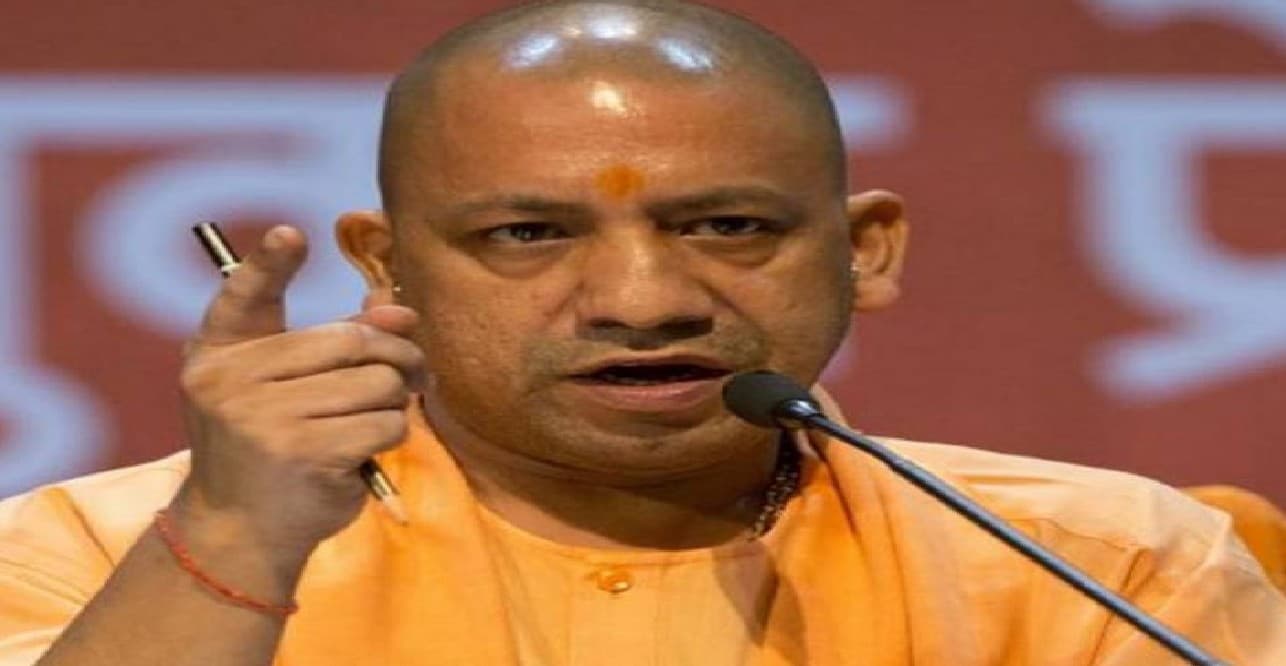 सीएम योगी का निर्देश, कोविड-19 जांच क्षमता बढ़ाकर प्रतिदिन डेढ़ लाख करें