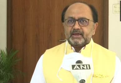 मिशन 2024: योगी ​बोले- 'मोदी है तो मुमकिन है' बना वैश्विक नारा, भूपेंद्र चौधरी ने और मेहनत पर दिया जोर...