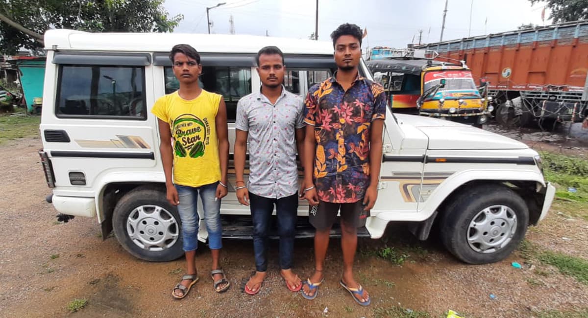 Jharkhand Crime News: गोड्डा की युवती को भगाकर ले जा रहे 3 युवक गिरफ्तार, गोवा ले जाने की थी योजना