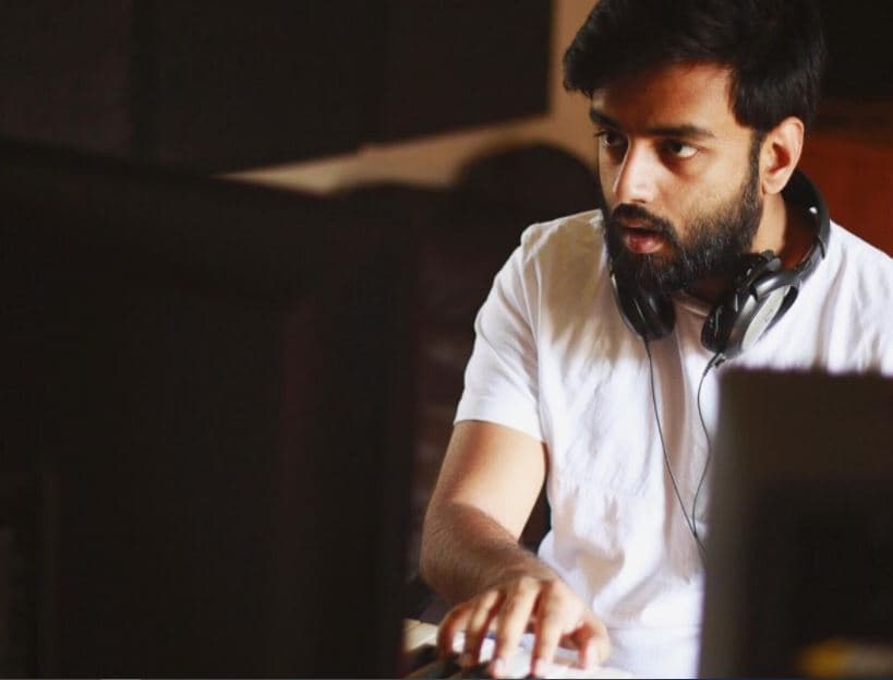 अब ‘रसोडे़ में कौन था’ के रिलोडेड वर्जन में दिखे हिमेश रेशमिया, यहां देखिए यशराज मुकाते का नया VIDEO