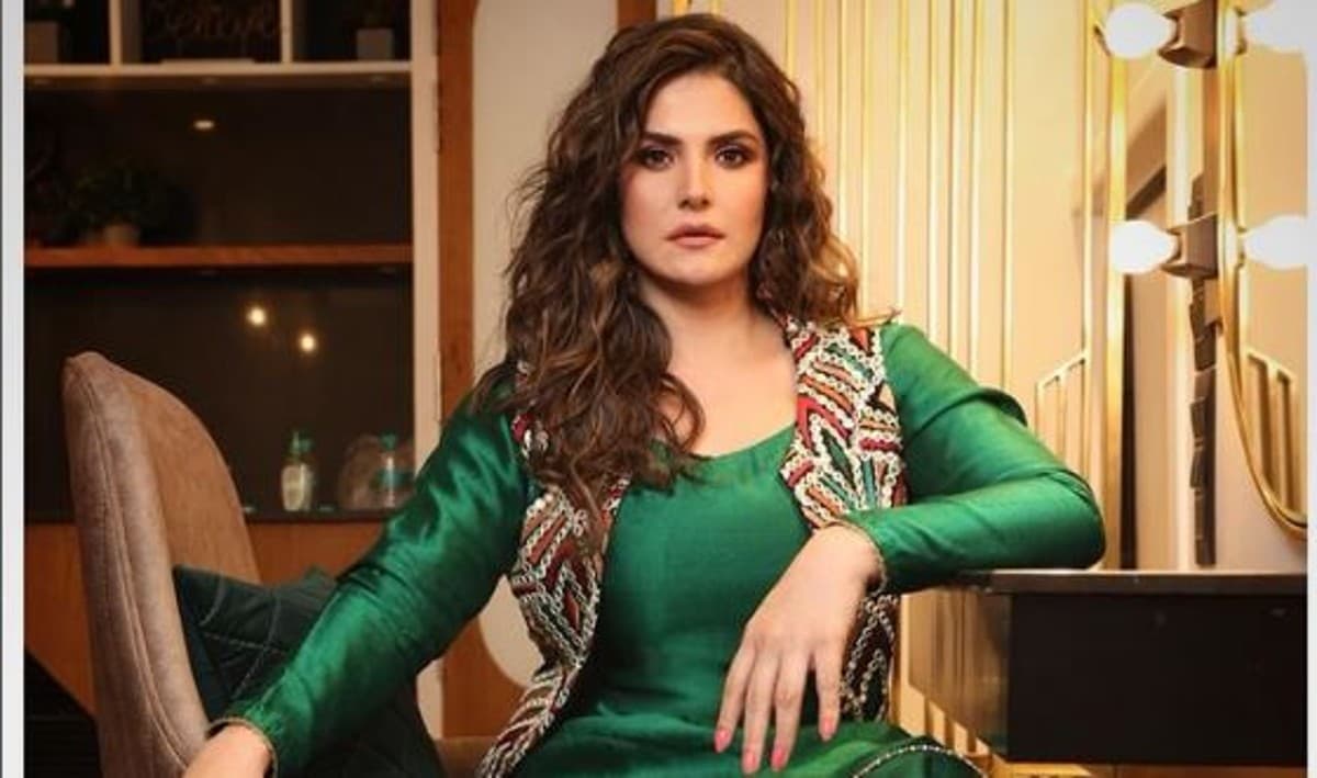 'बिग बॉस' फेम शिवाशिष मिश्रा को डेट कर रही हैं जरीन खान? एक्ट्रेस ने तोड़ी चुप्पी