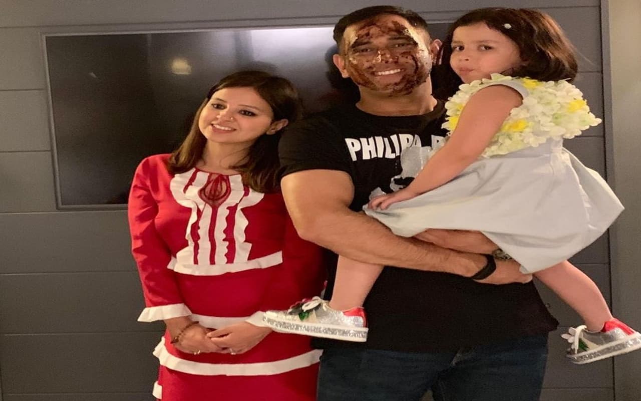 Happy Birthday Ziva Dhoni: 8 साल की हुई जीवा धोनी, देखें पापा के साथ बेटी की खास तस्वीरें