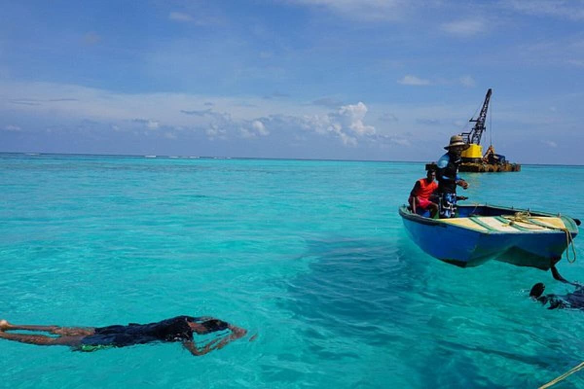 कहां है लक्षद्वीप? जहां पीएम मोदी गए थे घूमने, यहां हैं एंजॉय करने के लिए खूबसूरत जगहें, आप भी बना लें प्लान