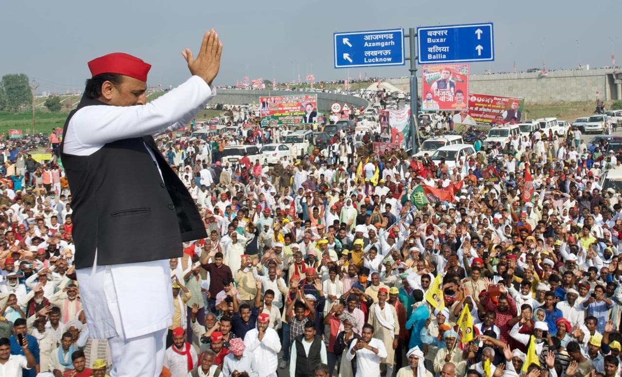 पूर्वांचल एक्सप्रेसवे के सियासी रनवे पर अखिलेश, पीएम मोदी के बाद सपा सुप्रीमो की ‘समाजवादी विकास यात्रा’