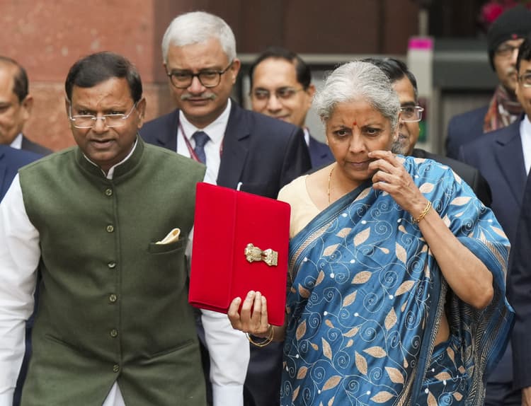 Health Budget 2024 : आशा वर्कर भी पाएंगी आयुष्मान योजना का फायदा, जानें और क्या बदला