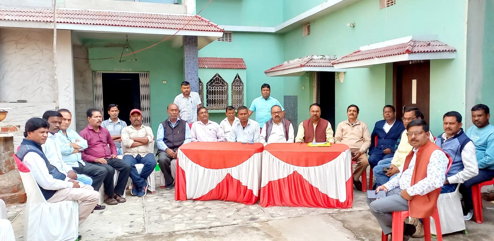 रामगढ़ : झूठे केस के खिलाफ प्रदर्शन करेगा वैश्य मोर्चा, केंद्रीय अध्यक्ष ने किया प्रेस कांफ्रेंस