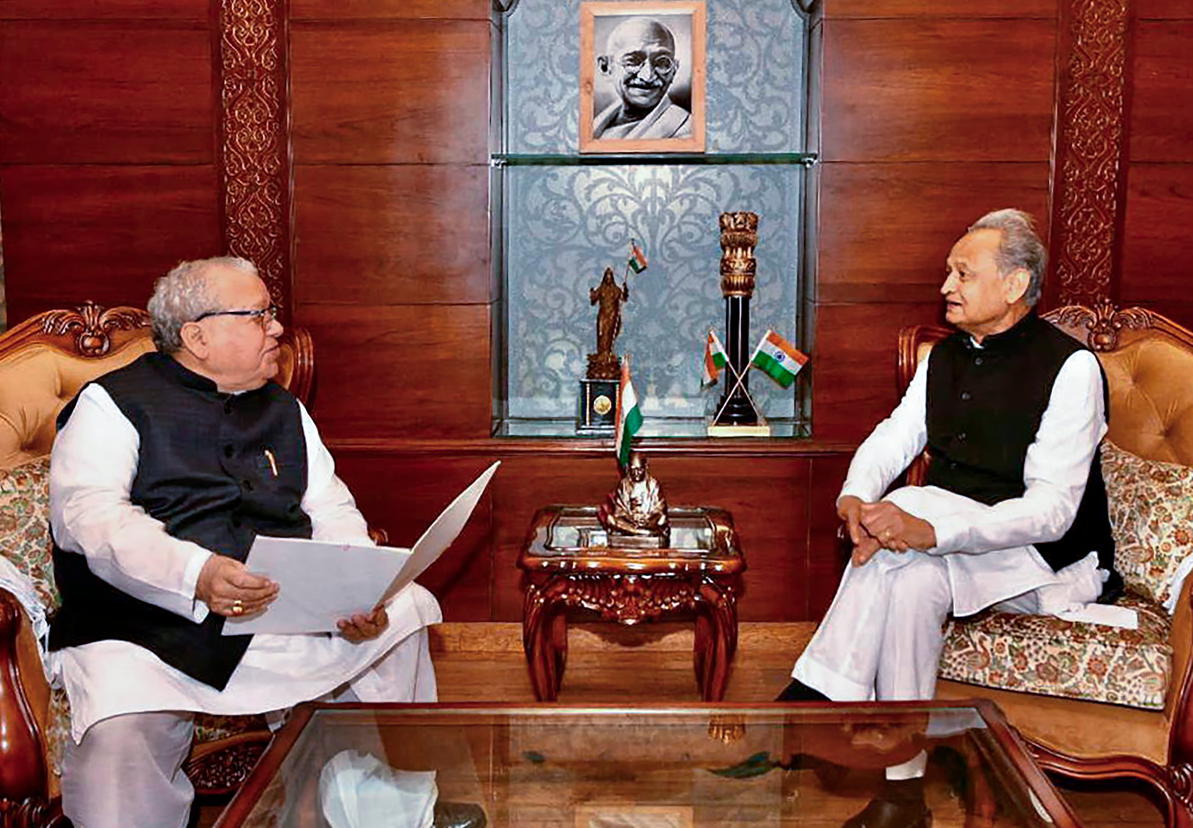 Rajasthan Assembly Election 2023: राजस्थान में गहलोत का जादू फेल, पांच साल में राज बदलने का रिवाज बरकरार