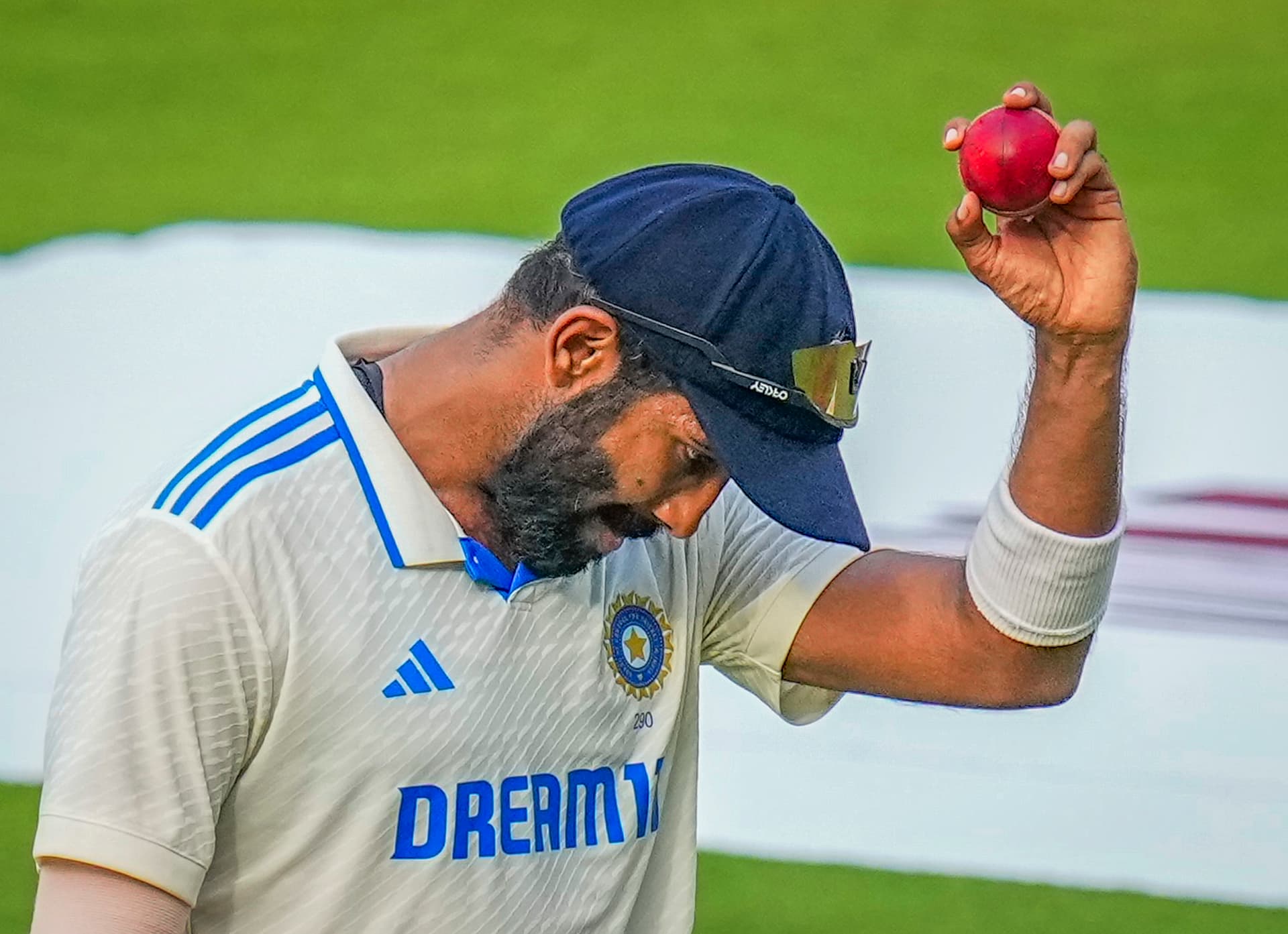 IND vs ENG: जसप्रीत बुमराह के सटीक यॉर्कर पर आया वकार यूनिस का बयान, कहा- ये बुमराह मैजिक