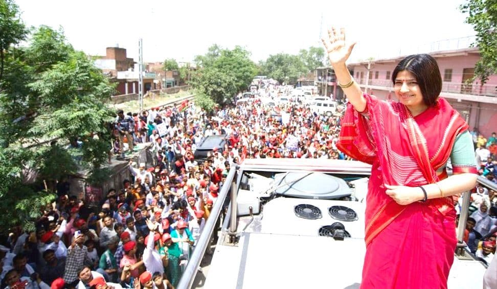 घर से सियासत तक... अखिलेश के साथ हर कदम पर खड़ी रहती हैं डिंपल, प्रियंका को देंगी टक्कर?