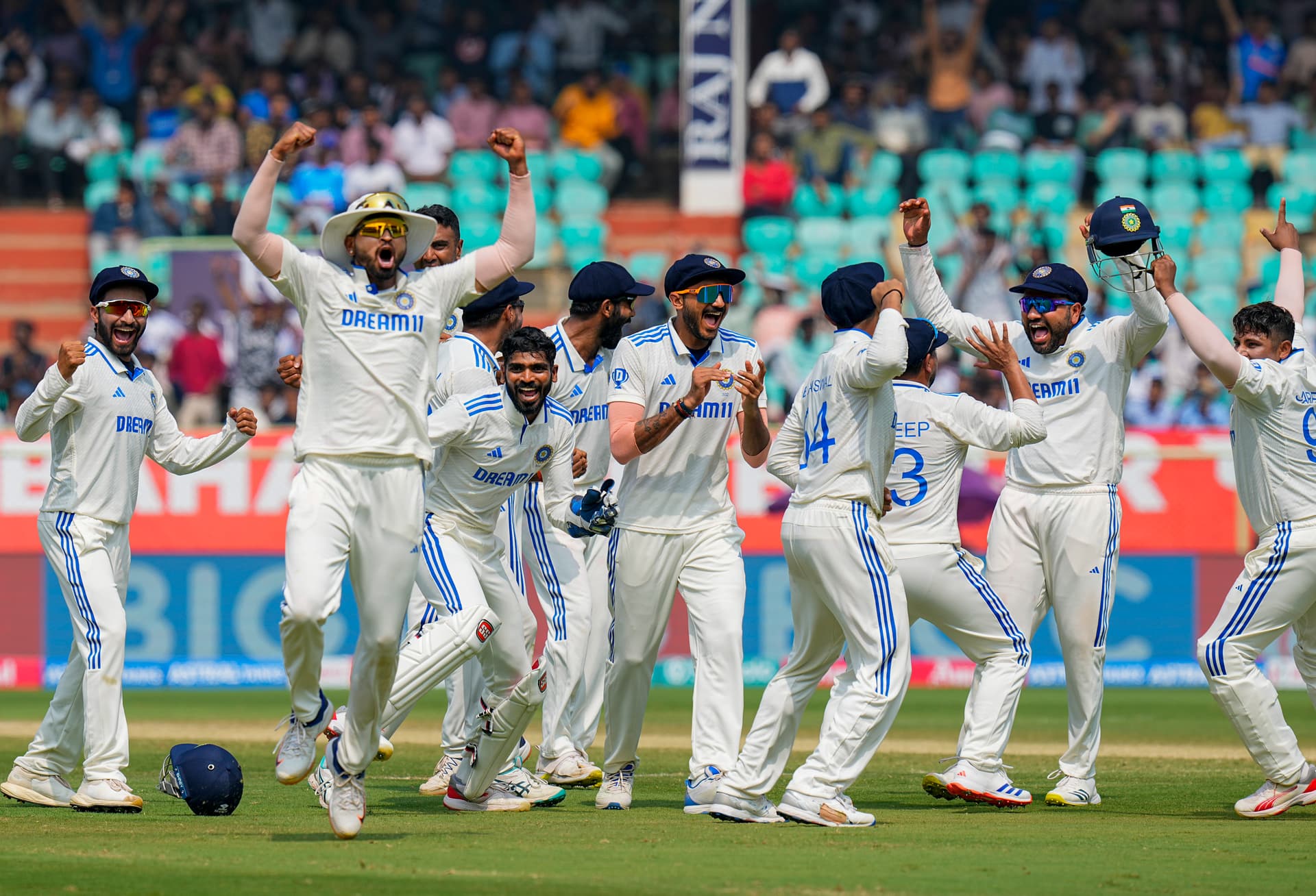 IND vs ENG 2nd Test Match Highlights: जसप्रीत बुमराह के 9 विकेट, यशस्वी का दोहरा शतक, गिल की वापसी, PICS