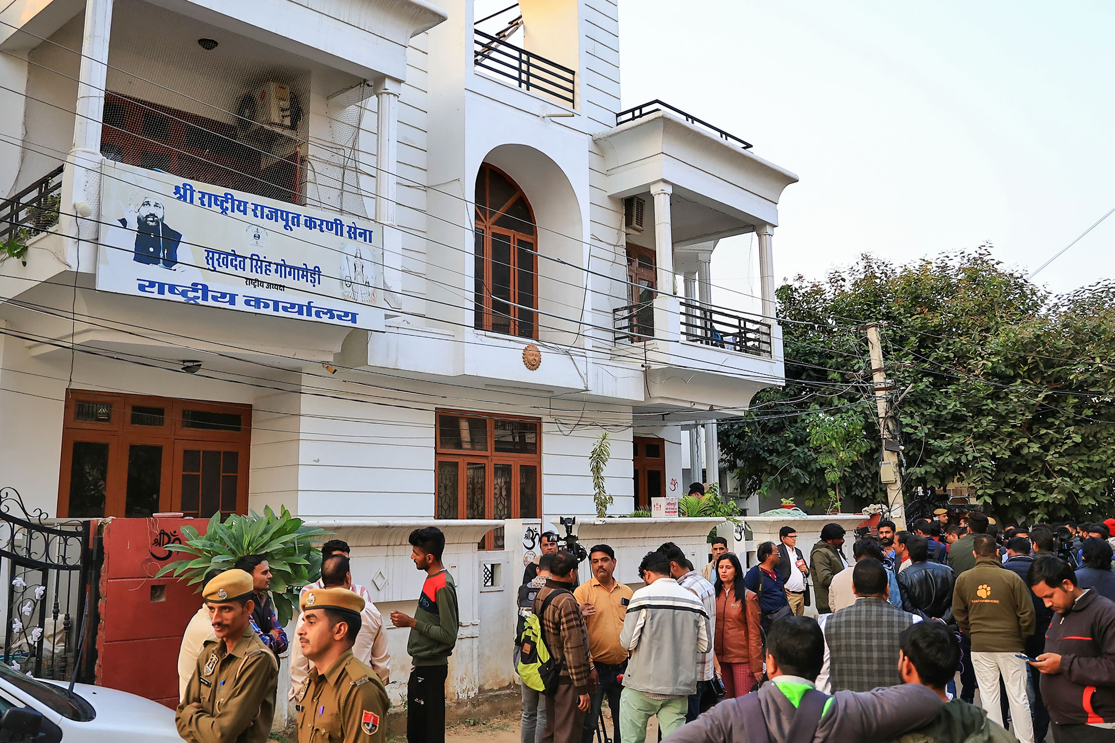 Gogamedi Murder Case: सुखदेव सिंह गोगामेड़ी के परिवार के एक सदस्य को सरकारी नौकरी, मिलेगी सुरक्षा