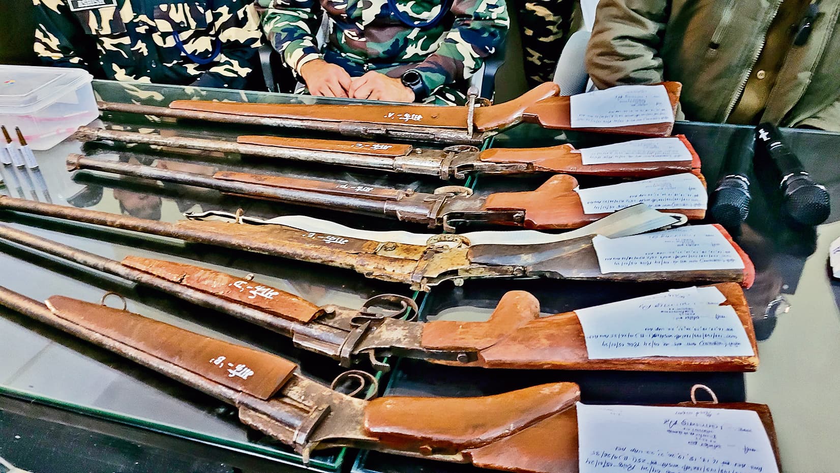 जमुई में नक्सली अरविंद यादव के ठिकाने पर छापेमारी, डेटोनेटर, कारतूस सहित हथियारों का जखीरा बरामद