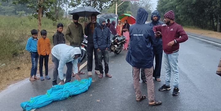 लोहरदगा : सड़क दुर्घटना में युवक की मौत, कार्रवाई में जुटी पुलिस