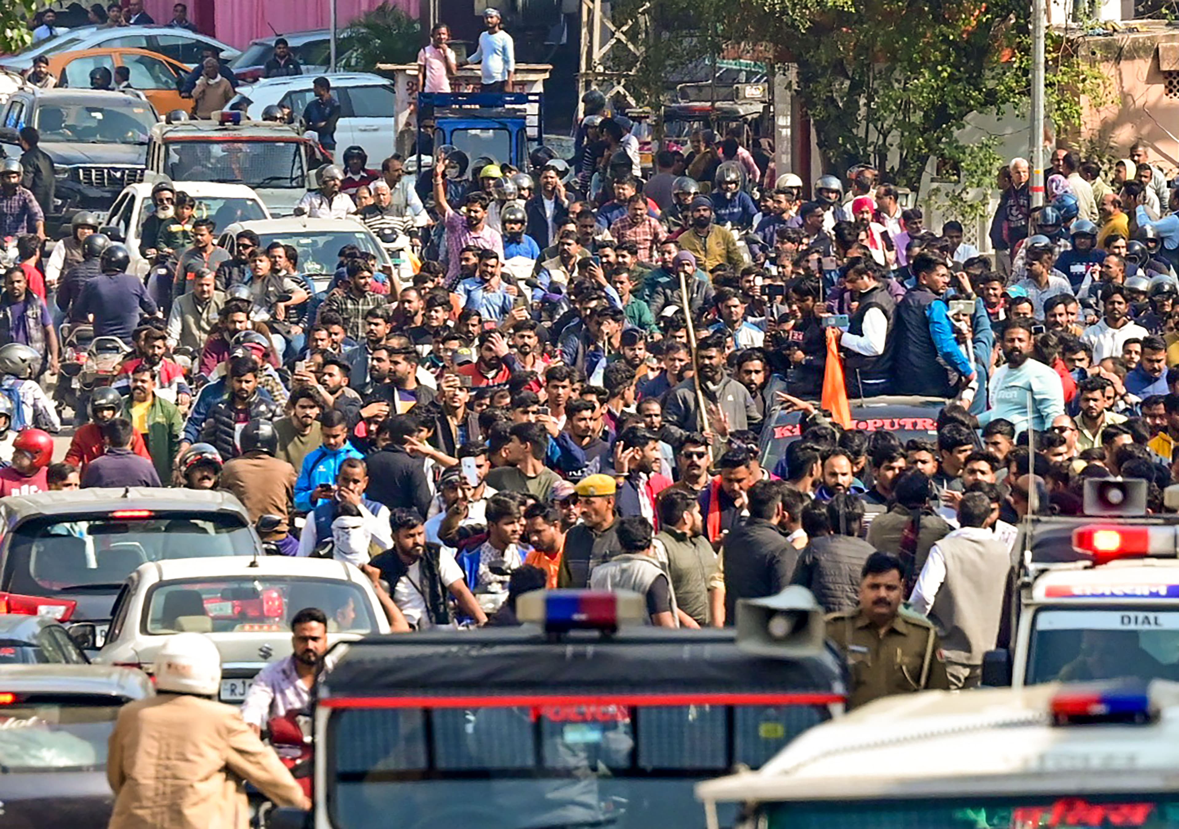 गोगामेड़ी हत्याकांड: प्रदर्शन समाप्त, हत्या के आरोपी नितिन फौजी के परिवार ने किया ये दावा