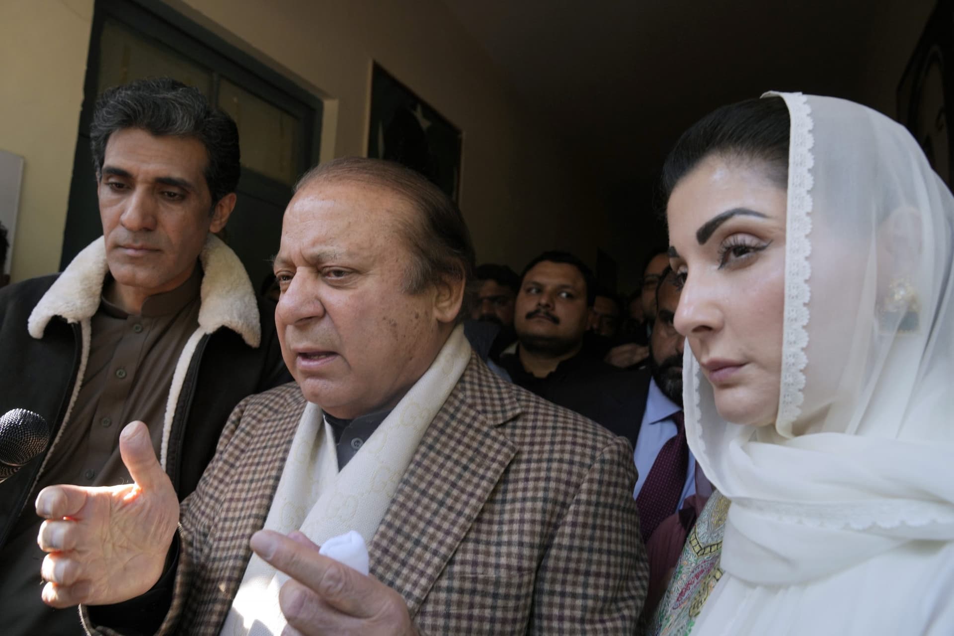 Pakistan Prime Minister: पाकिस्तान में कब बनेगी सरकार? सत्ता बंटवारे पर बिलावल और नवाज के बीच नहीं बनी बात
