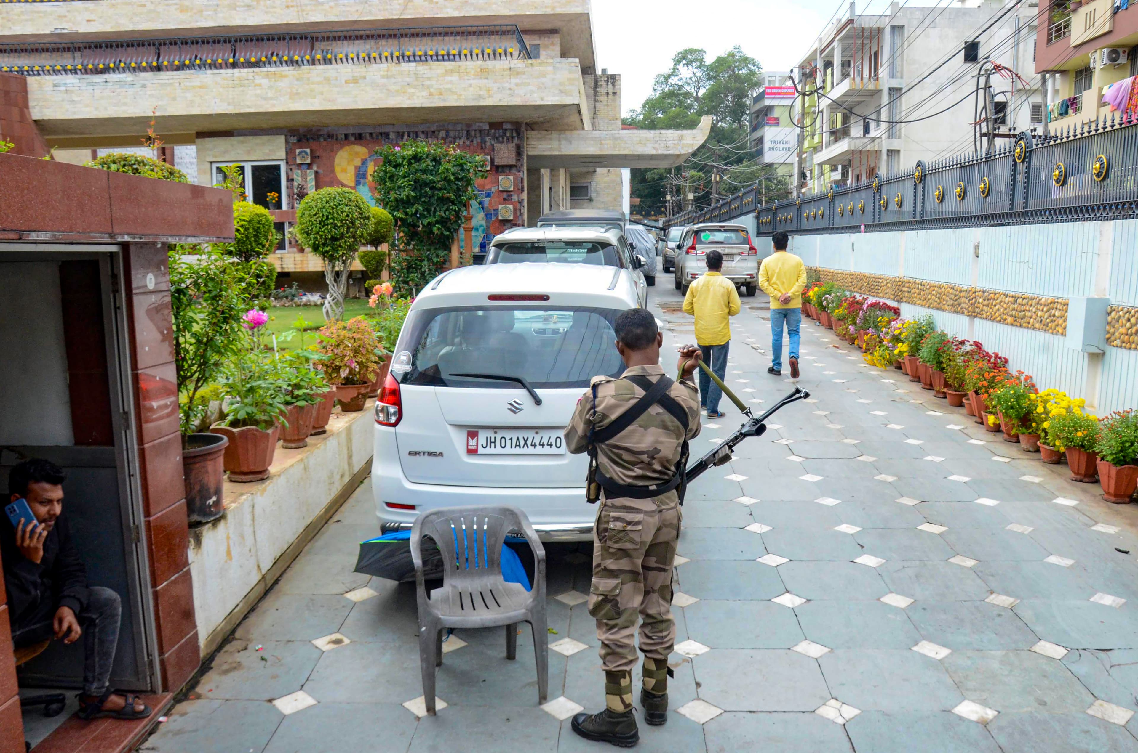 'ये मोहब्बत की कौन सी दुकान है', कांग्रेस सांसद धीरज साहू के ठिकानों पर छापेमारी को लेकर बीजेपी ने कसा तंज