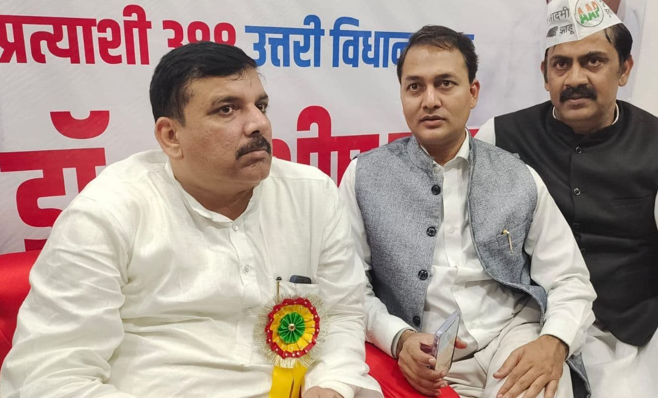 AAP सांसद संजय सिंह का PM मोदी से सवाल- काशी धाम का उद्घाटन करके देखरेख का जिम्मा अंग्रेजों को क्यों दिया?