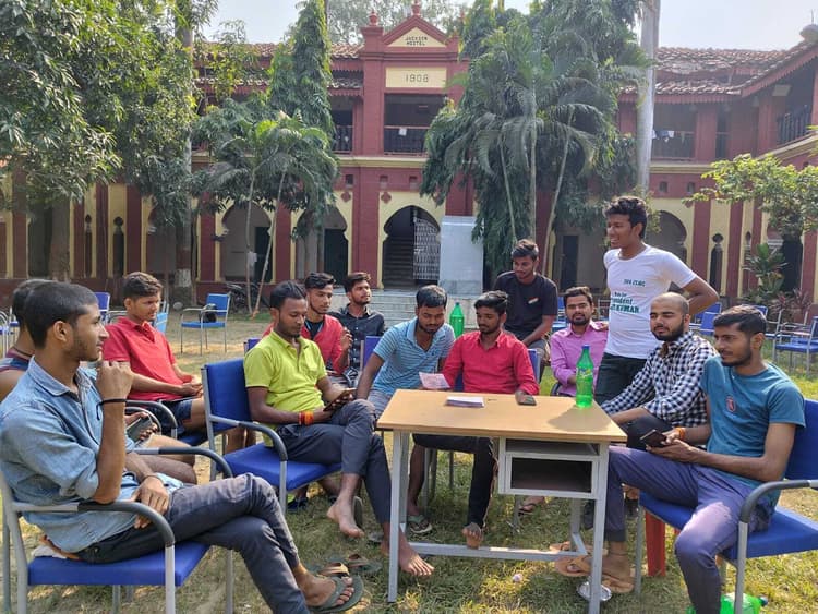 PU Student Election: रविवार को कॉलेज परिसरों में रहा सन्नाटा, छात्र नेता होस्टल में चला रहे हैं अभियान