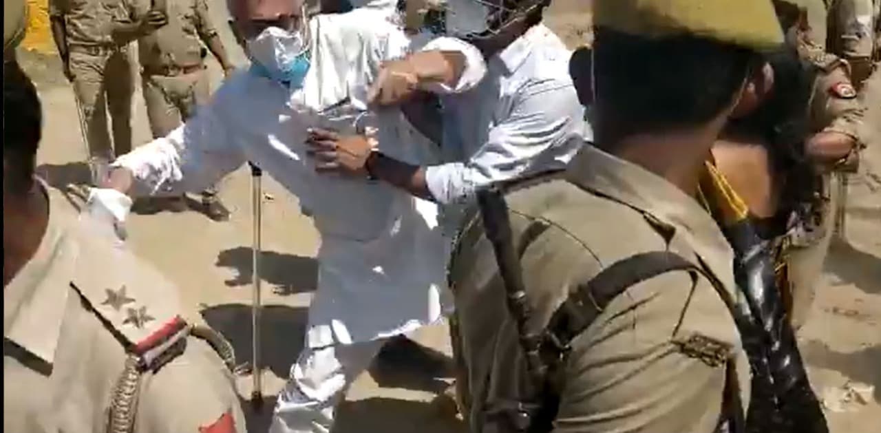 हाथरस मामला : मृतका के परिजनों से मिलने जा रहे टीमसी नेताओं पर लाठीचार्ज, धक्का-मुक्की में नीचे गिरे सांसद प्रतिमा मंडल और डेरेक ओ ब्रायन