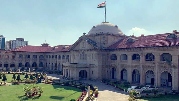 69 हजार सहायक शिक्षक भर्ती मामला, हाईकोर्ट ने गृह जनपद में पोस्टिंग को लेकर सरकार से  तलब किया जवाब