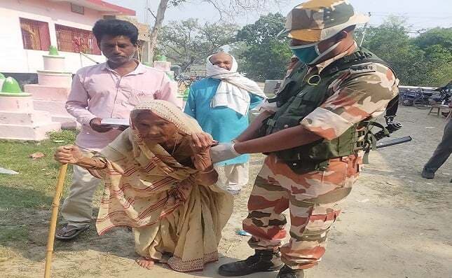 बिहार चुनाव 2020: सीवान में युवाओं का दिखा उत्साह, जानें कैसी रही महिला वोटरों की भागीदारी