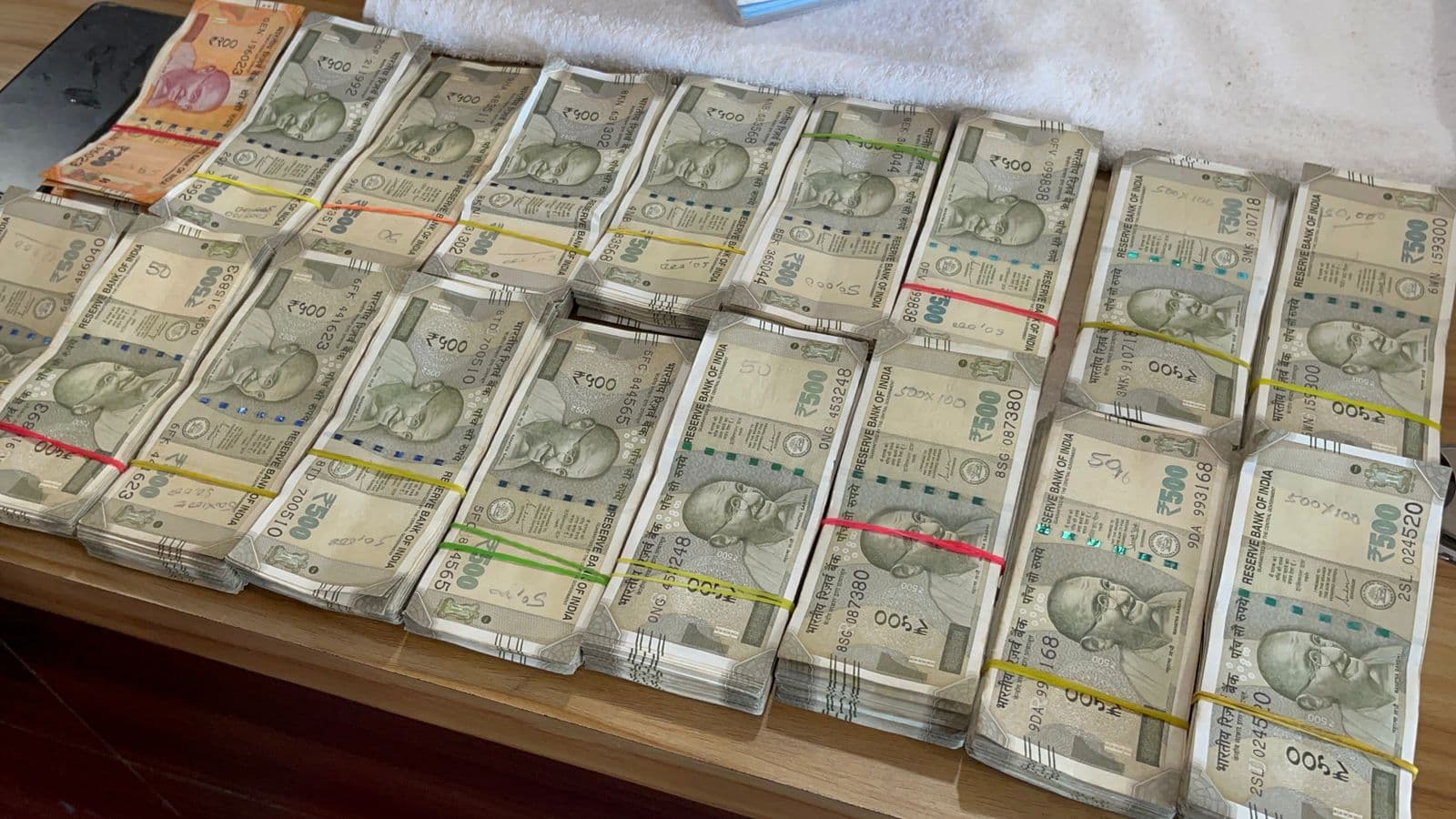 गिरिडीह : पुलिस ने छह साइबर आरोपियों को किया गिरफ्तार