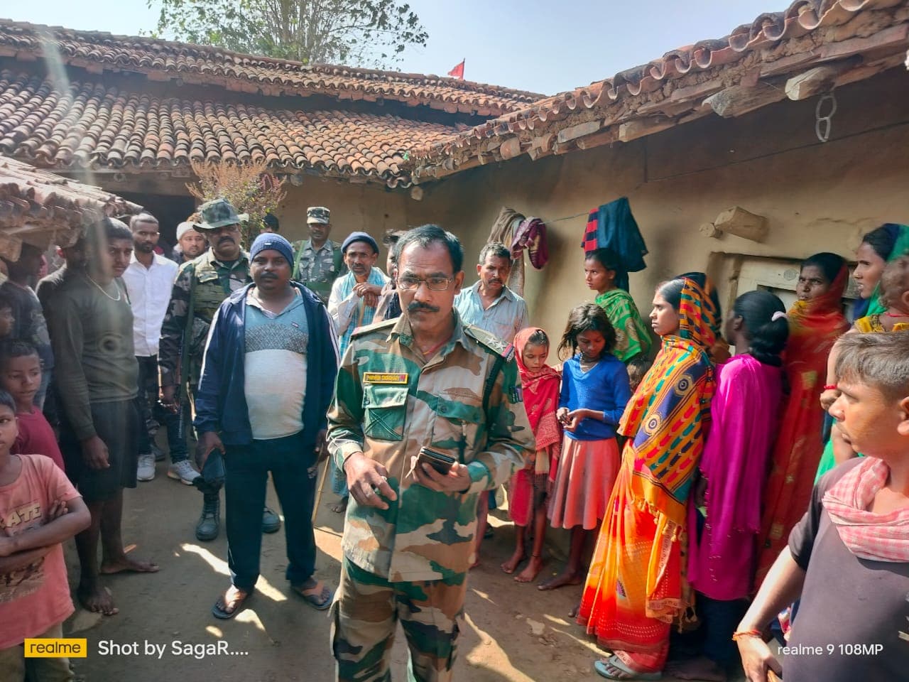 गिरडीह : चार घरों से जेवर, कपड़ा, बर्तन सहित लाखों की चोरी, गावां में रूकने का नाम नहीं ले रहा है चोरों का आतंक