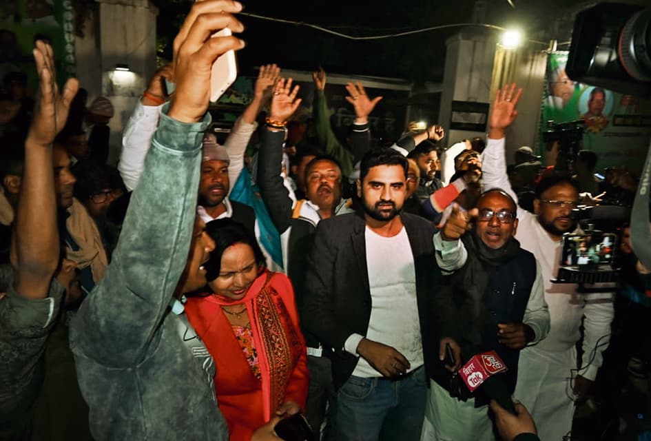 देर रात चला हाइ वोल्टेज ड्रामा, राजद विधायक चेतन आनंदन हो गये थे लापता, भाई ने की शिकायत तो सामने आया ये सच