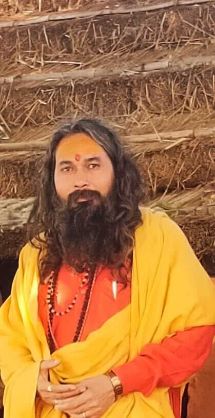 योगी आदित्यनाथ के शपथ ग्रहण को लेकर संत समाज में उत्साह, प्रयागराज के इन संतों को भी भेजा गया न्योता