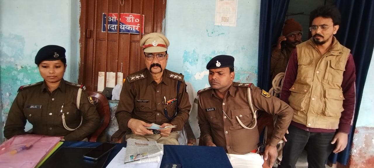 बिहार: थानेदारों को भी रेड की धमकी देता था नटवरलाल, खुद को प्रधान सचिव बताने वाला ऐसे धराया..