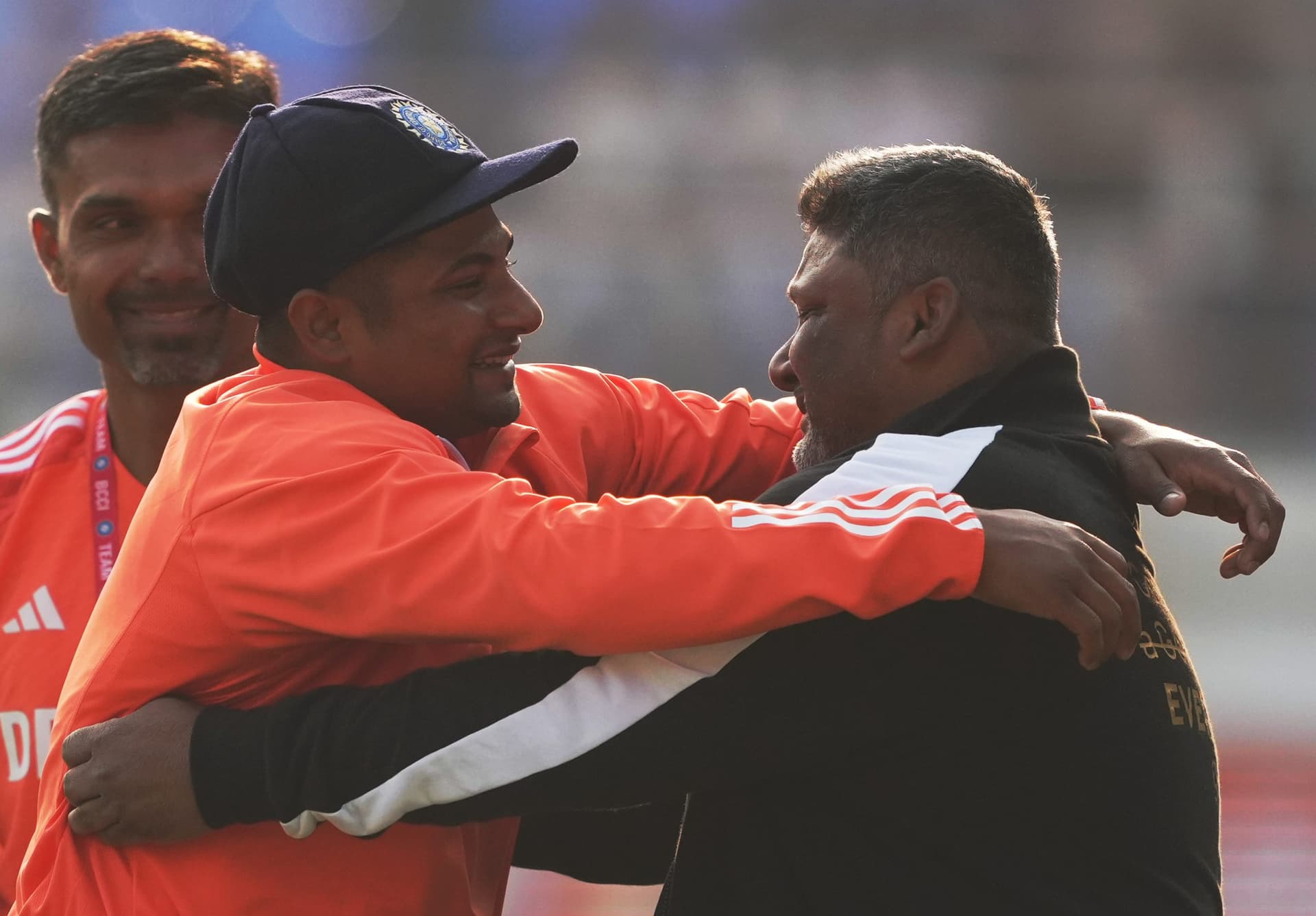 IND vs ENG: डेब्यू मैच में 62 रन जड़ने वाले सरफराज खान के पिता का सामने आया बयान, जानें क्या कहा