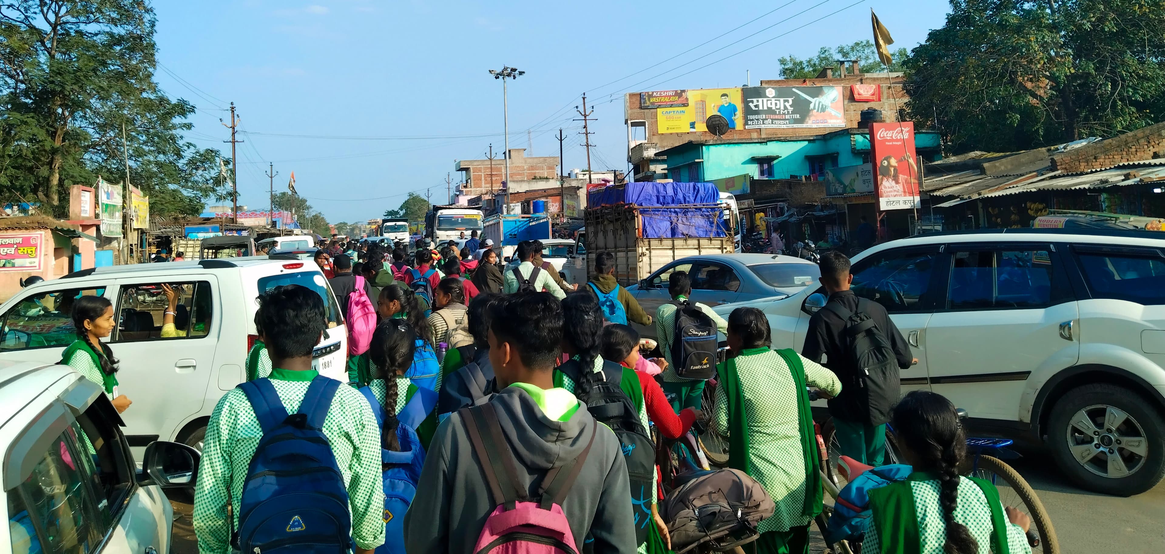 झारखंड : पेटरवार में जाम से लोग हलकान, सड़क दुर्घटनाएं भी बढ़ी