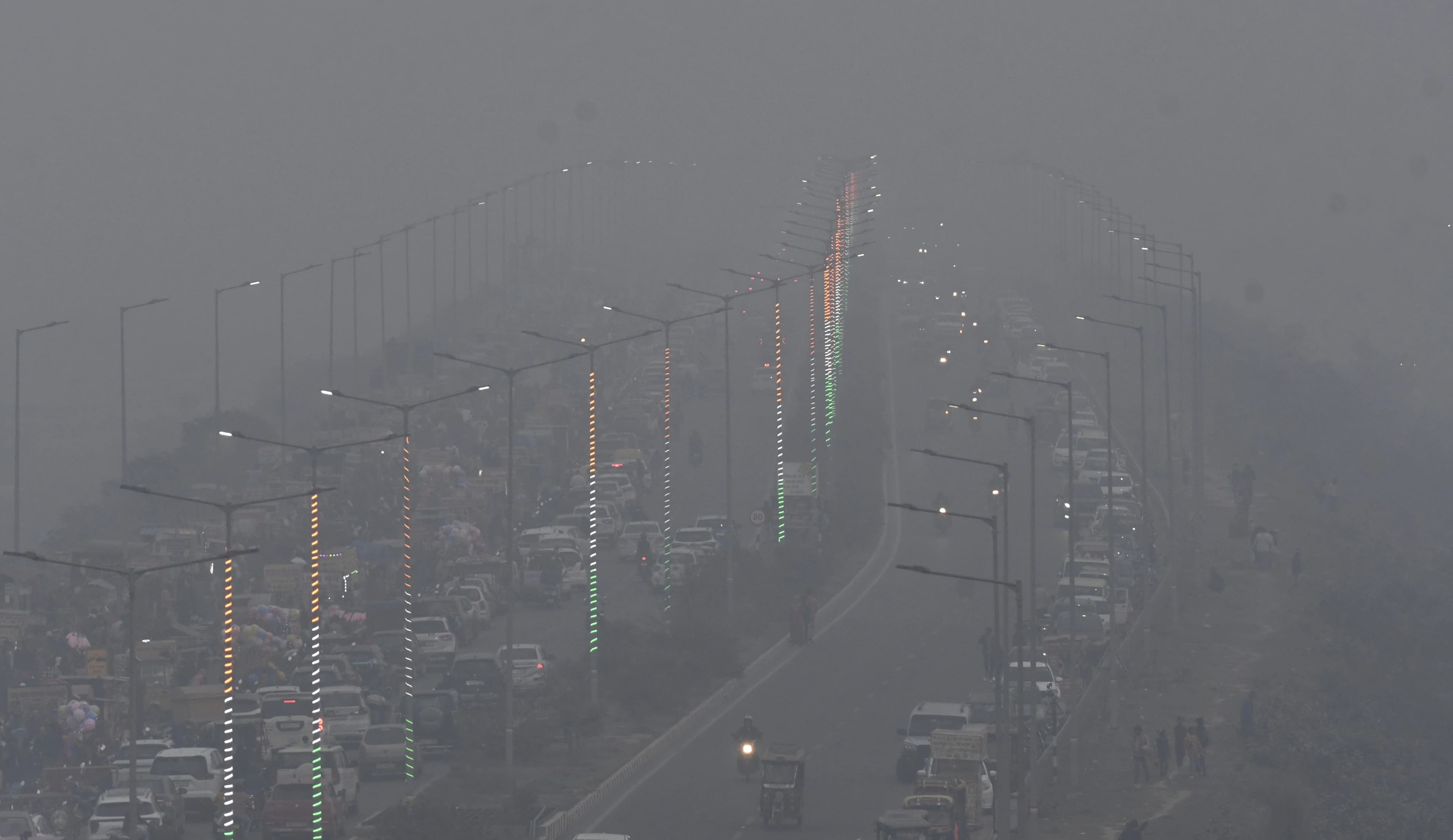 Patna Weather: अभी नहीं मिलेगी ठंड से राहत, क्लास 8 तक के सभी स्कूल बंद, बारिश को लेकर ये है लेटेस्ट अपडेट
