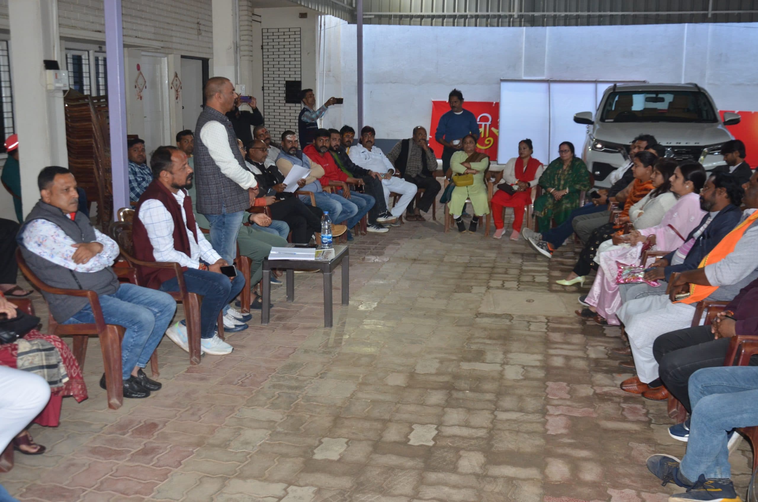 Deoghar News: शिव बारात की बढ़ेगी भव्यता, क्राउड मैनेजमेंट एजेंसी की ली जायेगी मदद