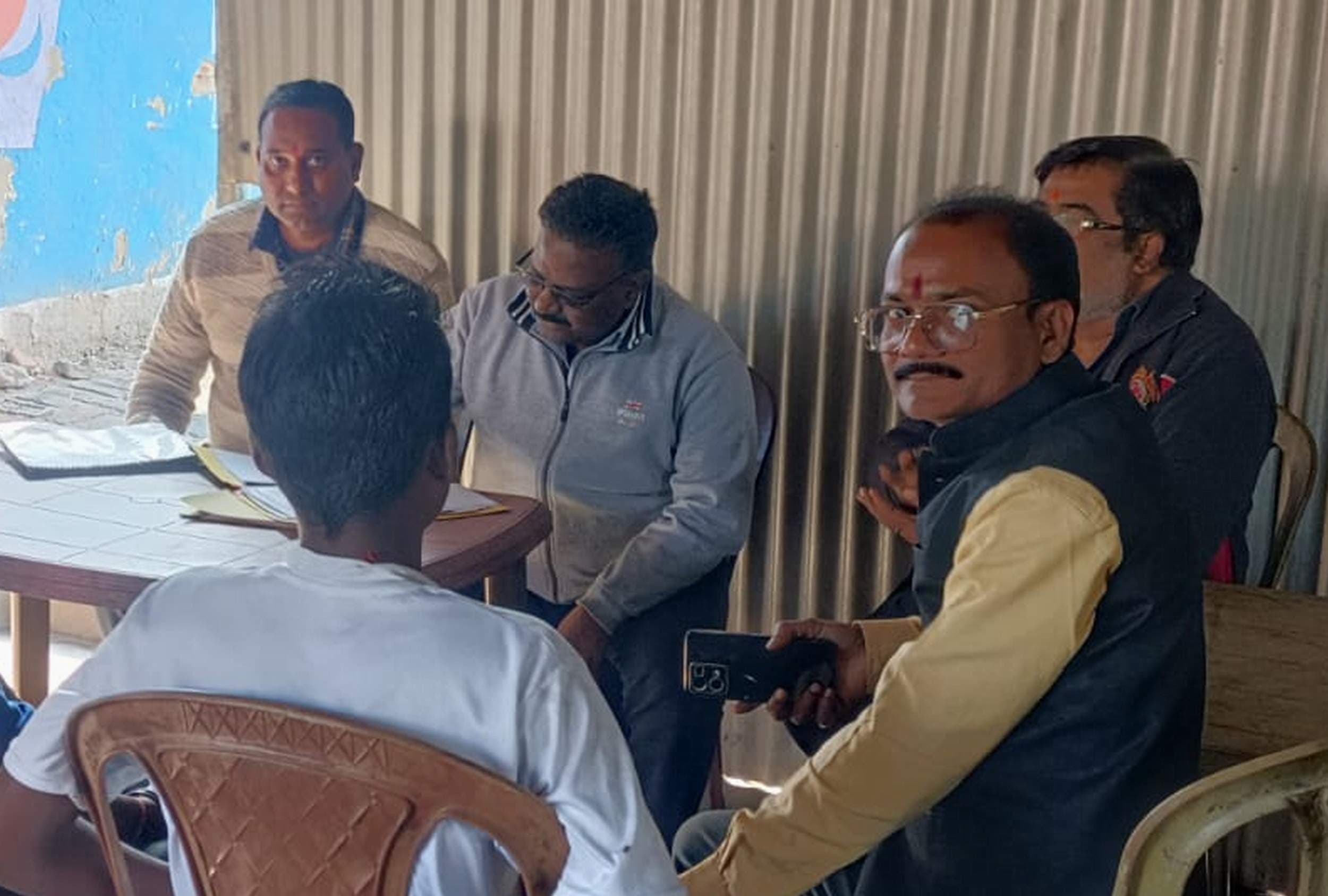 बोकारो : धावा दल ने अभियान चलाकर दो बाल श्रमिकों को कराया मुक्त