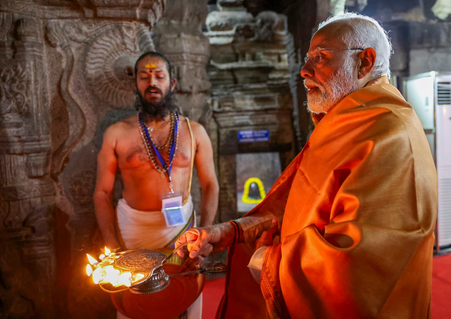 अयोध्या राम मंदिर की प्राण प्रतिष्ठा से पहले 'Mission South' पर पीएम मोदी, केरल के गुरुवयूर मंदिर में की पूजा