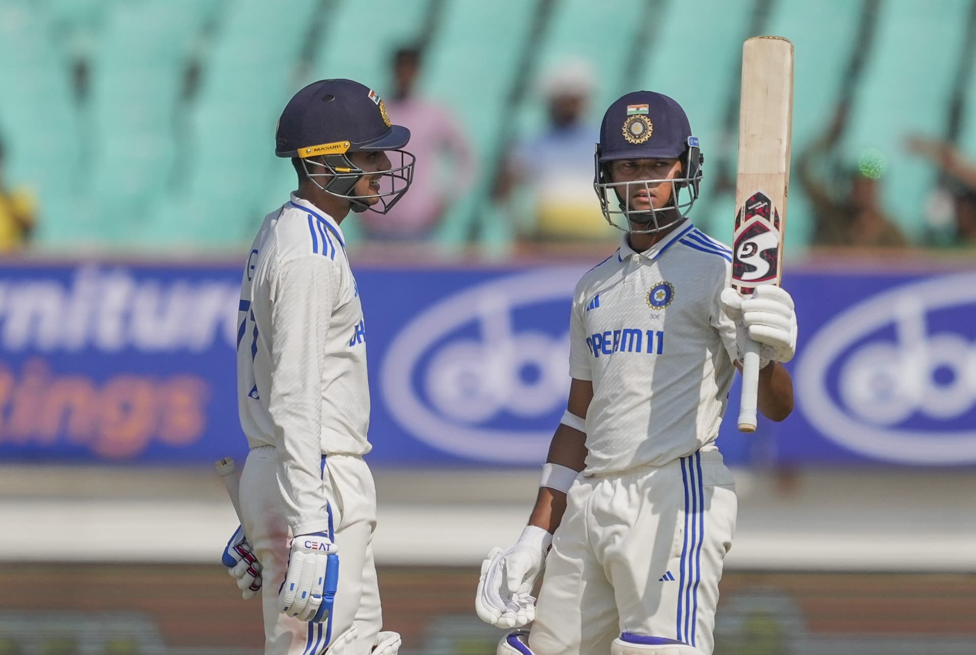 IND vs ENG: यशस्वी जायसवाल ने जड़ा शानदार शतक, गिल के बल्ले से भी निकला अर्द्धशतक