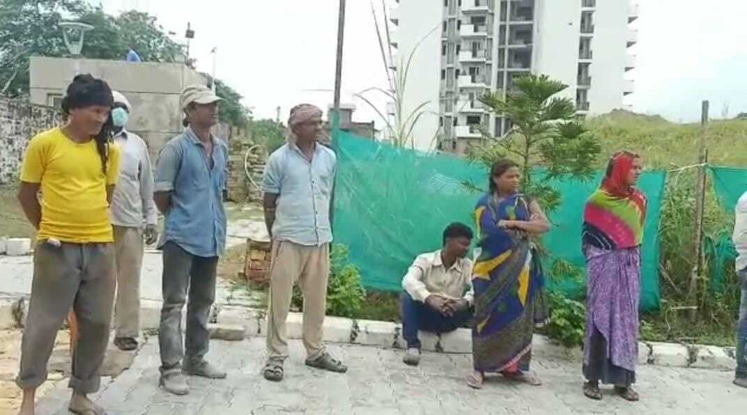 Kanpur News: मजदूर की करंट लगने से मौत, ठेकेदार ने दो घंटे तक पुलिस को नहीं दी खबर, जांच शुरू