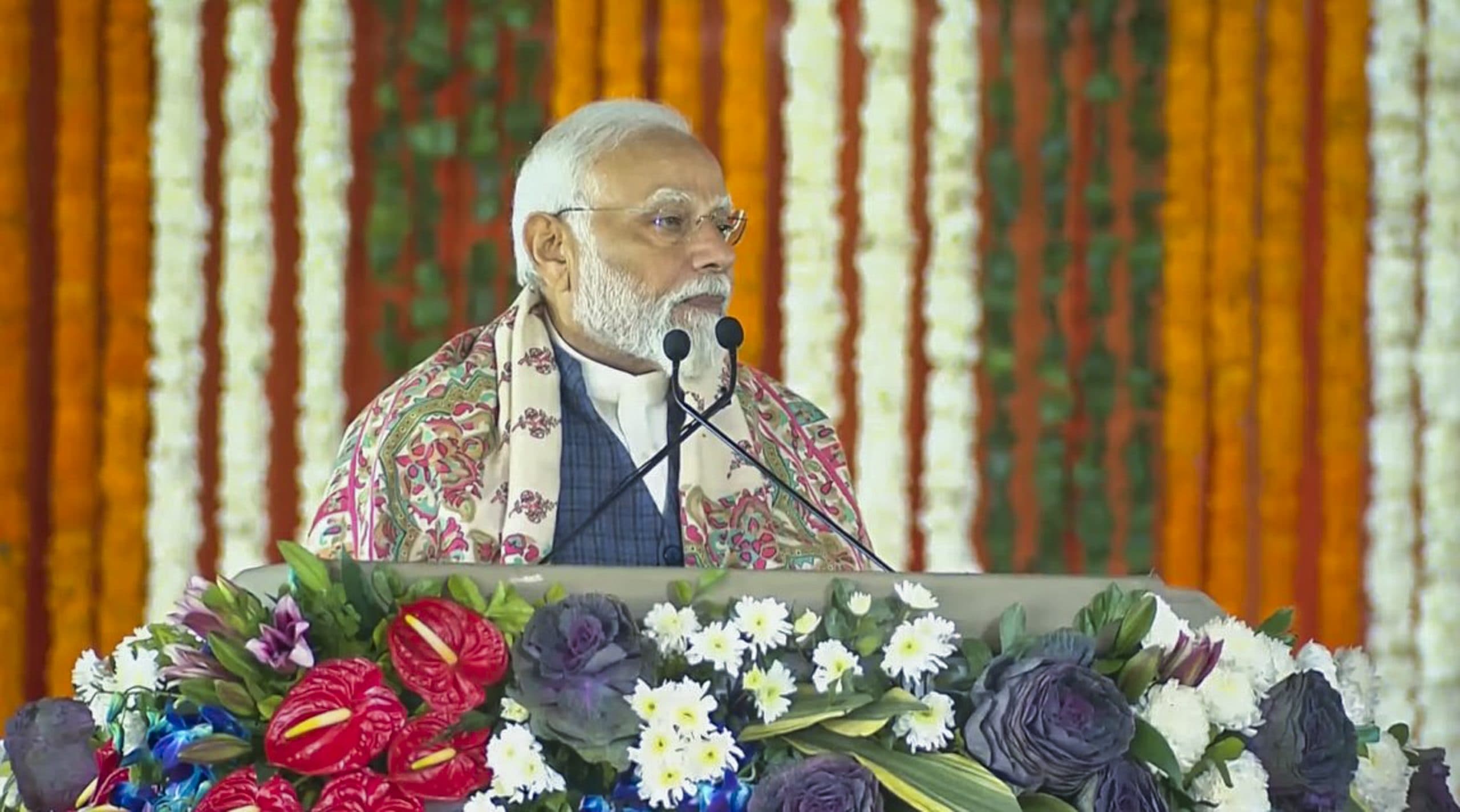 PM Modi in Gujarat : सूरत के काकरापार परमाणु बिजलीघर से इन राज्यों को होगा फायदा, पीएम मोदी करेंगे देश को समर्पित