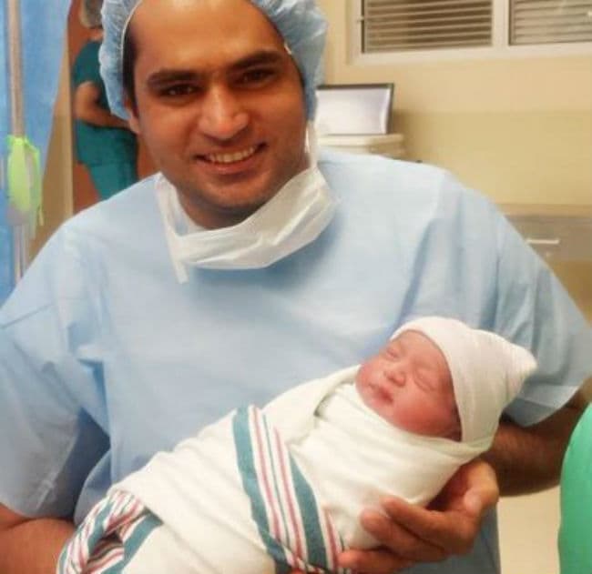 वीना मलिक के घर आया ''नन्‍हा अबराम''