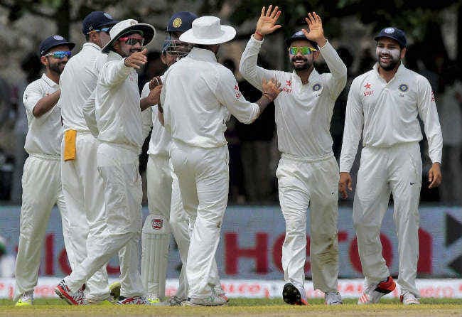 India v Sri Lanka 1st Test : अश्विन की फिरकी में उलझा श्रीलंका, भारत मजबूत स्थिति में