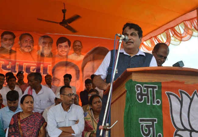 BJP का परिवर्तन रथ रवाना, केंद्रीय मंत्रियों ने कहा- NDA बदलेगा बिहार की तस्वीर