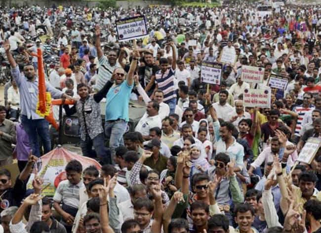 पटेल आंदोलन : ओबीसी कोटा विवाद सुलझाएगा आरएसएस