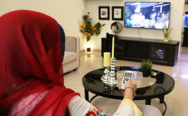 पाकिस्तान में भारतीय चैनलों के प्रसारण पर बैन